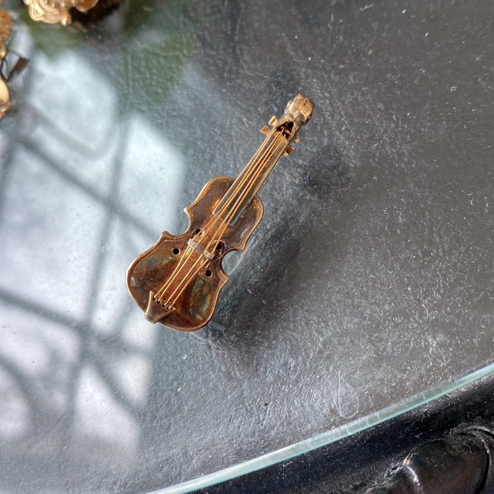 Vintage Musical Instrument Brooch